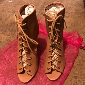 Fashion Nova Liliana Cognac Heels - NWT